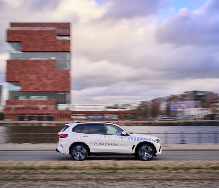 BMW iX5 Wasserstoff live erleben: Testfahrt und technische Details. (Foto: BMW Group)